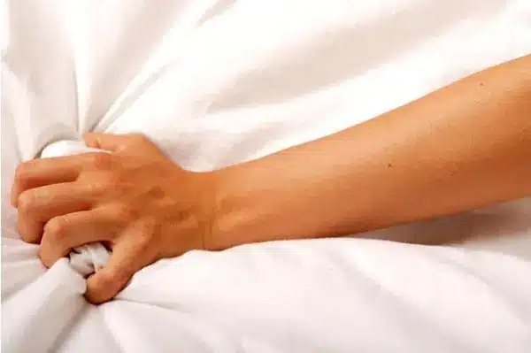 أسباب اختفاء الشهوة عند النساء